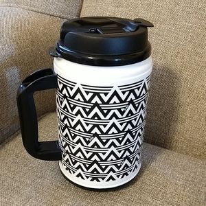 NWOT PINK 24oz hot/cold mug